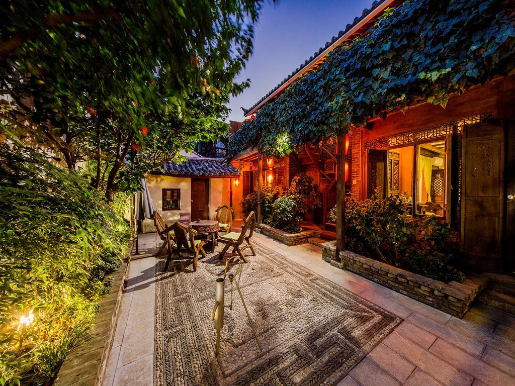 Old Tree Boutique Guesthouse Lijiang  Dış mekan fotoğraf