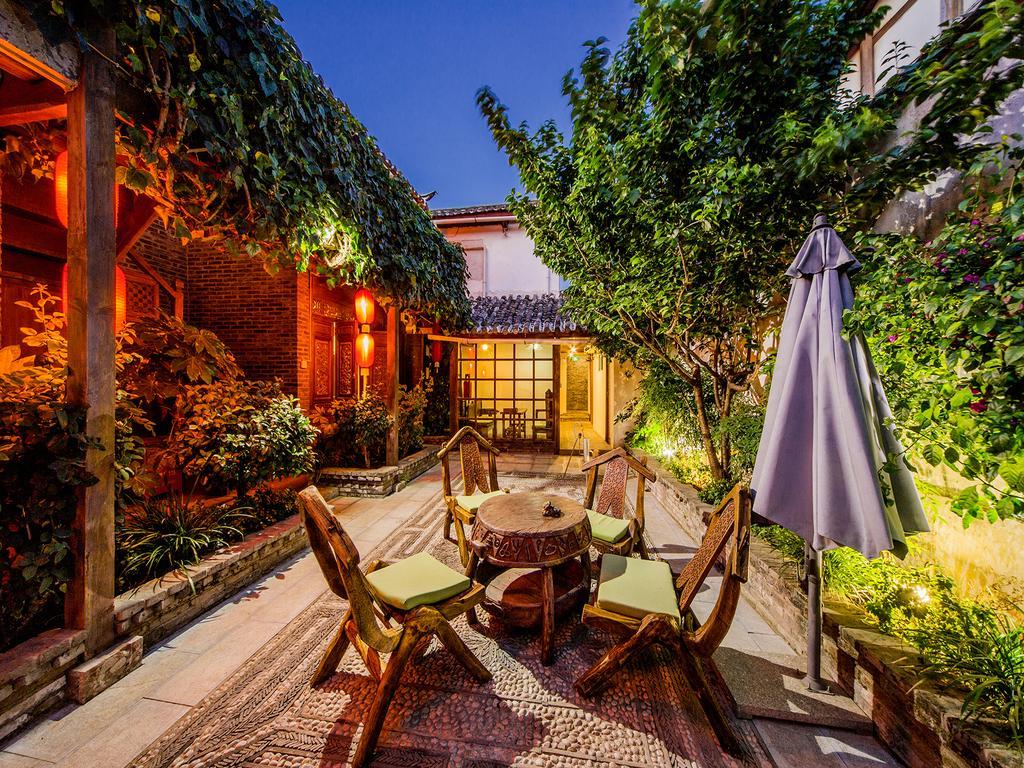 Old Tree Boutique Guesthouse Lijiang  Dış mekan fotoğraf