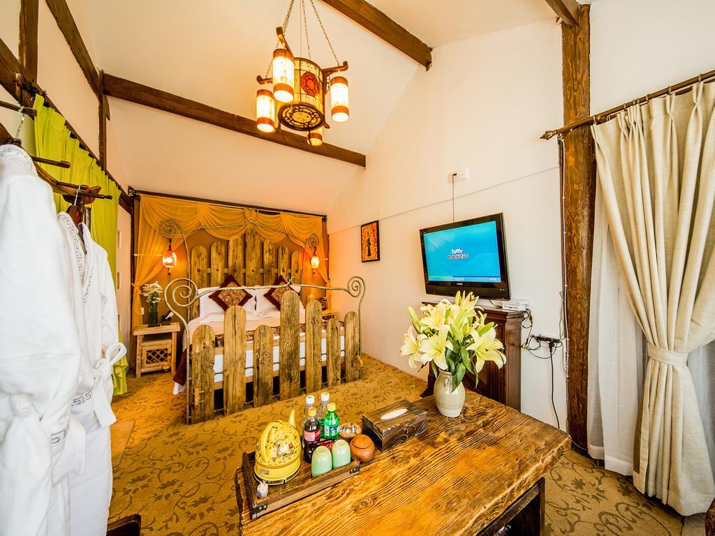 Old Tree Boutique Guesthouse Lijiang  Dış mekan fotoğraf